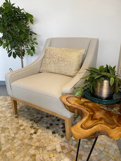 Helie-Om Counseling Center Coaching & Therapy Brève, Psychothérapeute à Bergheim