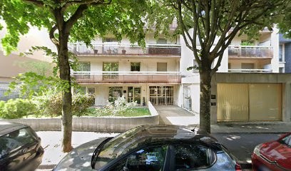 Emilie PERROT Psychologue clinicienne - psychothérapeute - Docteur en psychologie du Travail, Psychologue au Perreux-sur-Marne