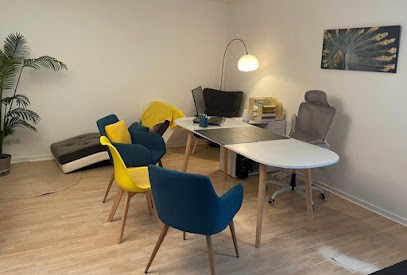 Julie Ratineaud, Psychologue à La Norville