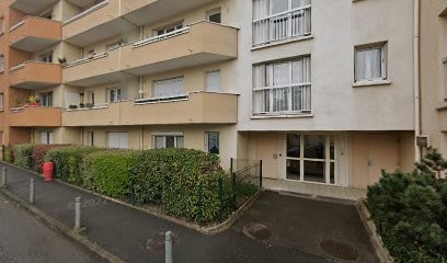 Soliman Ikbal, Psychologue à Longjumeau