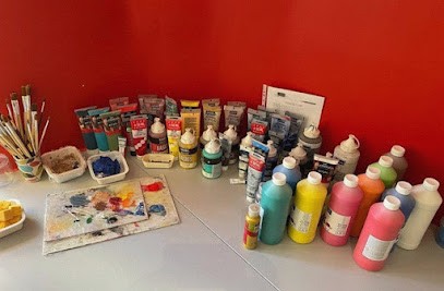Pauline Gacon Art-thérapie analytique Atelier Nuances, Psychothérapeute à Saint-Étienne