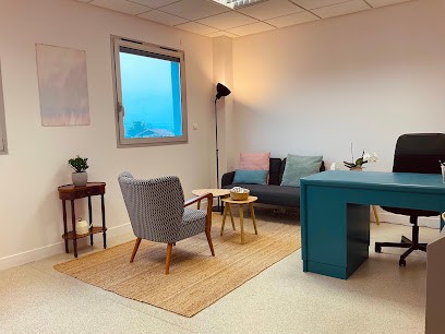 Annabel Rioux - psychologue TCC / ACT / EMDR, Psychologue à Thiers