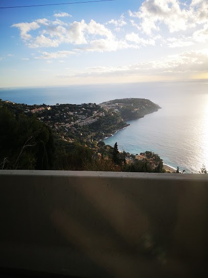 Sergo Sandra, Psychologue à Roquebrune-Cap-Martin