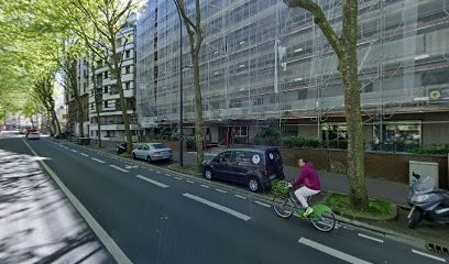 René Cousein, Psychothérapeute à Vanves