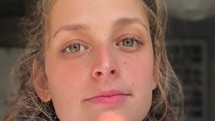 Romane Regnier, Psychologue à Simiane-Collongue
