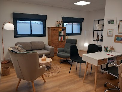 Pauline Beaurepaire, Psychologue à Peschadoires