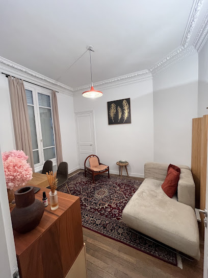 Sihem Ghorab Psychologue à Paris 17
