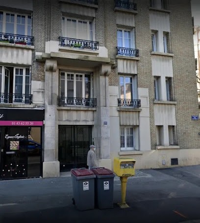 Psychologue/Psychologist, Sarah Salti, Psychologue aux Lilas