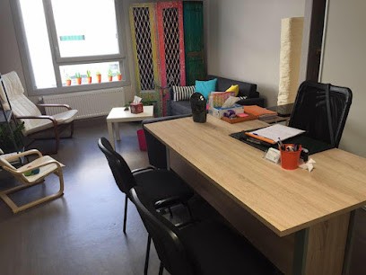 PSYCHOLOGUE - Marie RAMBAUD, Psychologue à Heyrieux