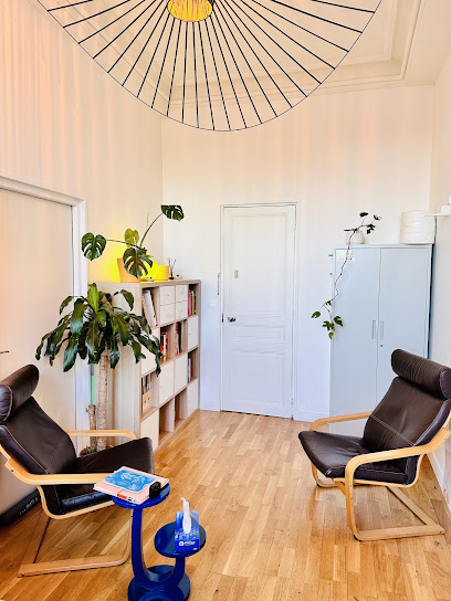 Rhéa Aoun Clavel - Psychologue Pour Adultes À Saint-Germain-En-Laye - Spécialisée En Périnatalité, Fertilité, Parentalité Psychologue à Saint-Germain-en-Laye