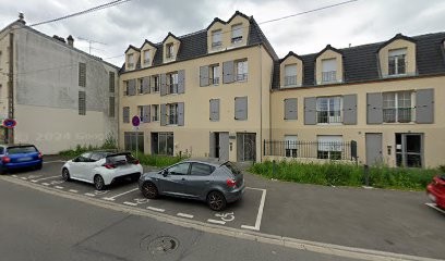 Linda Yahia - Psychologue, Psychologue à Yerres