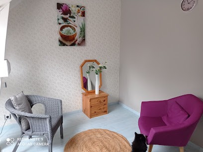 Elisabeth Thurot Psychologue, Psychologue à L'Huisserie