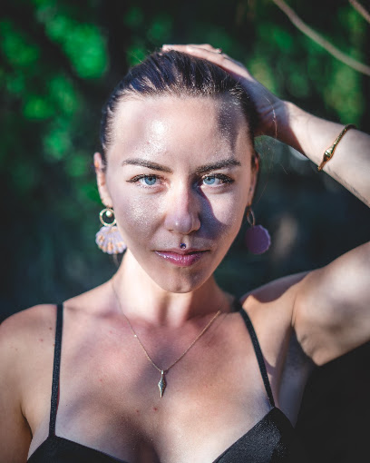 Manon Plume Saman (Psycho-Énergéticienne) Psychothérapeute à Bourgoin-Jallieu
