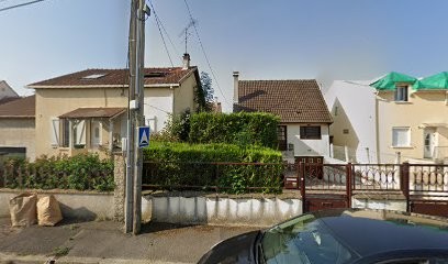 Amel Chaouati, Psychologue à Pontoise