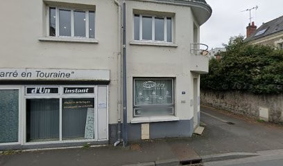 Le paravent d'Un instant, Psychothérapeute à La Riche