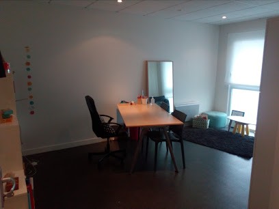 Laurie Dubar Tanguy, Psychologue à Plouzané