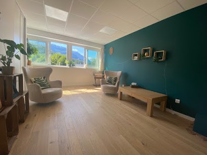 Eléonore PERROT | Thérapeute à Grenoble, Psychothérapeute à Seyssinet-Pariset