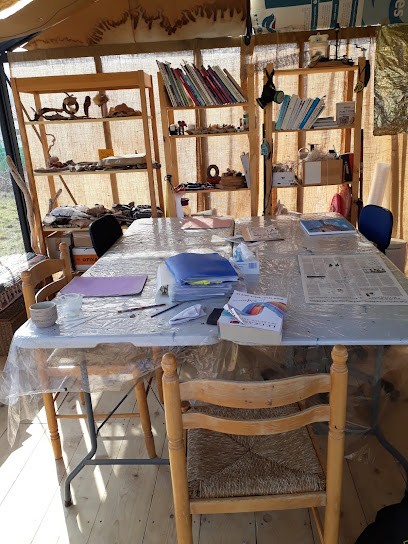 Atelier D'art Thérapie L'Art Ozoir Art-thérapeute F.Chapelier, Psychothérapeute à Vinon-sur-Verdon