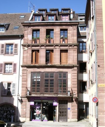 ALBERT-POWOLNY FRANCINE, Psychothérapeute à Belfort