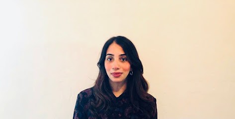 Schaïnes Flih, Psychologue au Pin