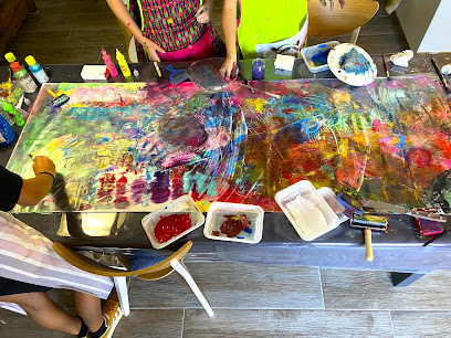 Céline Routens Art-Thérapeute / Intervenante Artistique, Psychothérapeute à Trans-en-Provence