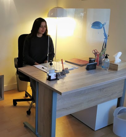 Salomé HAZAN, Psychologue Clinicienne, Thérapie EMDR, Art-thérapie, Psychologue à L'Union