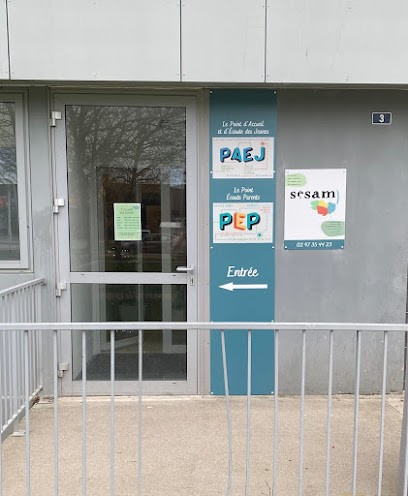 Point Accueil Ecoute Jeunes, Psychologue à Lorient