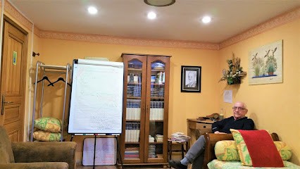 Gérard Louis Vincent, Psychanalyste, Psychothérapeute, Officier de l'ONM, membre FF2P, membre CRI, Colonel (R) SSA, Psychanalyste à Champagne-au-Mont-d'Or