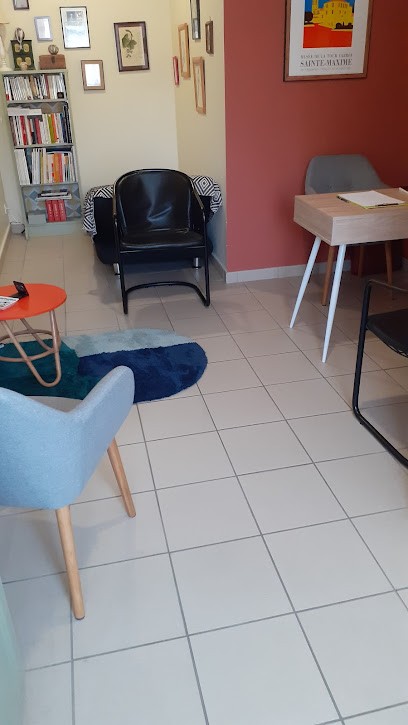 Karelle LALANNE - PSYCHOLOGUE, Psychologue à Pessac