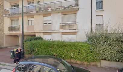 Mab Attari-Fricker, Psychologue au Vésinet