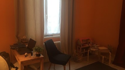 Lejla Frah Masson, Psychothérapeute à Beauvais