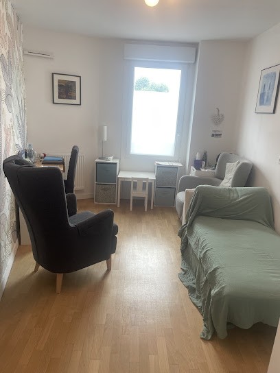 DELINEAU Emmanuelle Psychologue Clinicienne, Psychologue à Massy