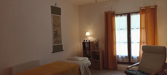Cristina Garcia Hinojo - Kinésiologie - Massage suédois cinétique® - Massage bien-être - Relâchement myofascial, Psychothérapeute à Forcalquier