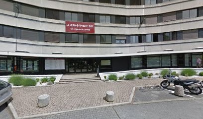 Habiba Takhiart, Psychologue à Ferney-Voltaire