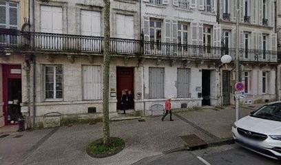 Clara Pineau psychopraticienne. sophrologue. coach de vie. préparatrice mentale, Psychothérapeute à Saintes