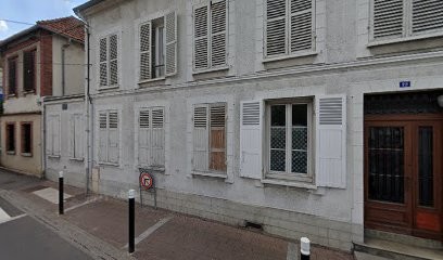 Centre D'Action Educative, Psychothérapeute à Barbey