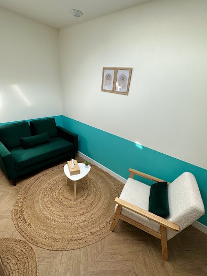 Asli BALOGLU - Psychologue, Psychologue à Orée d'Anjou