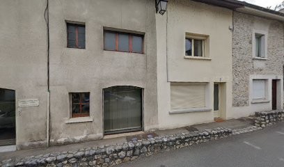 Cador Annie, Psychothérapeute à Claix