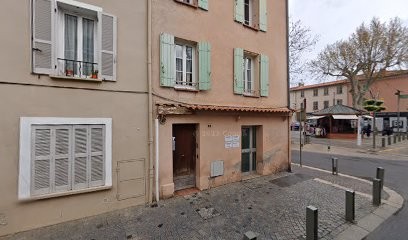 Julia Auguste. Psychothérapeute - Sophrologue, Psychothérapeute à La Crau