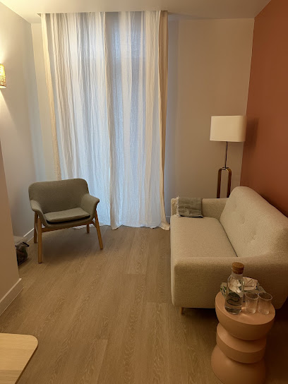 Psychologue ~ Yoga Prénatal Et Postnatal | Salomé Dahan Psychothérapeute à Asnières-sur-Seine