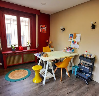 Art-thérapie Stéphanie Commere, Psychothérapeute à Compiègne