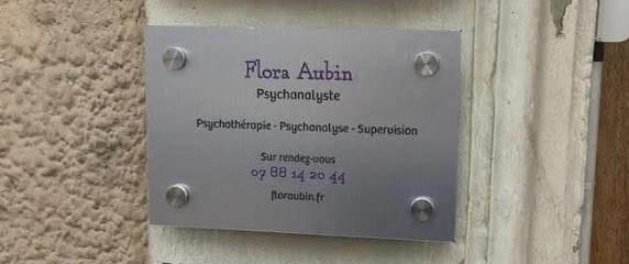 Flora Aubin, Psychanalyste à Millau