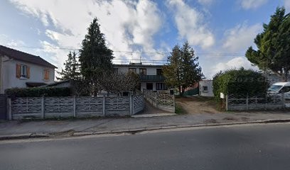 Boukadoum Charef-Eddine, Psychologue à La Frette-sur-Seine