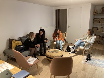 Therhappy Family Par Olivia Pusset Therapist Children Teens Adults Couples Families Groups Business À Beaune, Psychothérapeute à Beaune