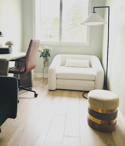 Essia Lahy - Psychothérapie et Coaching, Psychothérapeute à Saint-Cloud