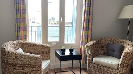 Mélanie Pajares, Psychologue à Meudon