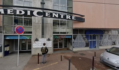 Raja Magui, Psychothérapeute à Échirolles