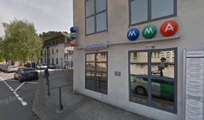 Justine Billard, Psychologue à Vienne