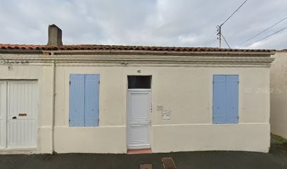 Lys Karine, Psychologue à Rochefort