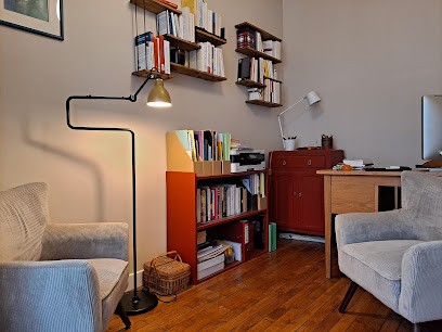 Elisabeth Chasles, Psychothérapeute à Montrouge